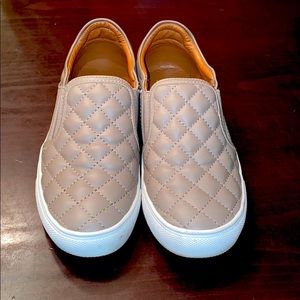 Steve Madden Slip-On Shoes